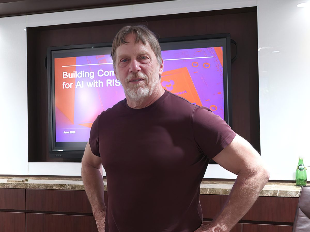 Η NVIDIA μπορεί να τελειώσει την «Τάφρο CUDA» με την τελευταία της ενημέρωση, λέει ο αρχιτέκτονας τσιπ Jim Keller, ο οποίος ισχυρίζεται ότι τώρα θα είναι πιο εύκολο να μεταφέρει τους πυρήνες Η NVIDIA μπορεί να τελειώσει την «Τάφρο CUDA» με την τελευταία της ενημέρωση, λέει ο αρχιτέκτονας τσιπ Jim Keller, ο οποίος ισχυρίζεται ότι τώρα θα είναι πιο εύκολο να μεταφέρει τους πυρήνες