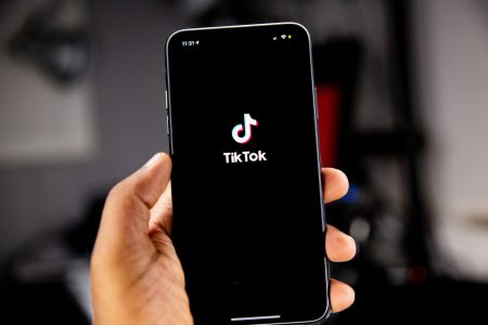 Το TikTok κυκλοφορεί τη ροή κοντά σε τοποθεσία βάσει τοποθεσίας Το TikTok κυκλοφορεί τη ροή κοντά σε τοποθεσία βάσει τοποθεσίας