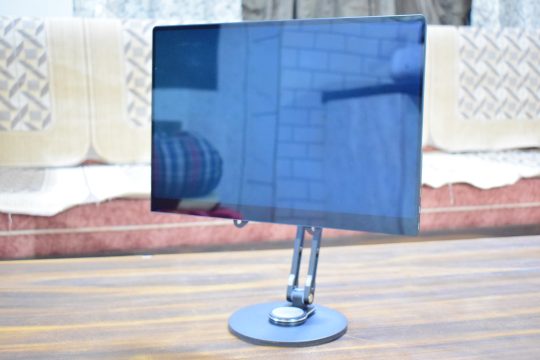 Φωτεινή φορητή οθόνη OLED 16 ιντσών 3K