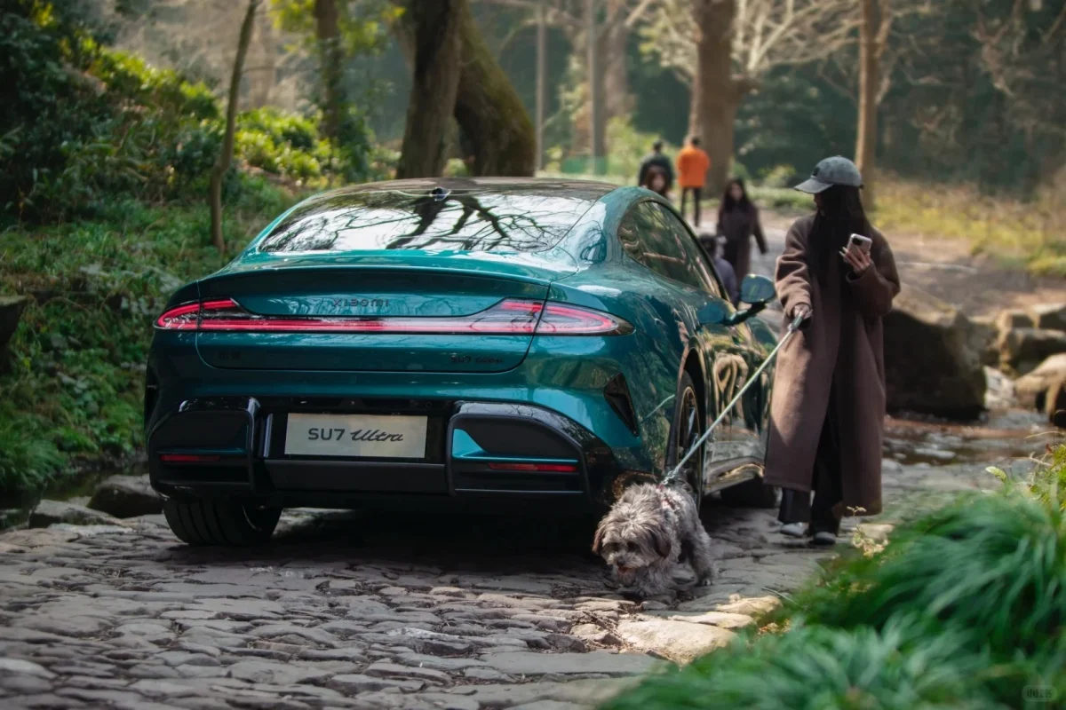 Το Xiaomi SU7 γίνεται παγκόσμιο: τα ισχυρότερα ηλεκτρικά Rrval της Ευρώπης το 2025 Το Xiaomi SU7 γίνεται παγκόσμιο: τα ισχυρότερα ηλεκτρικά Rrval της Ευρώπης το 2025