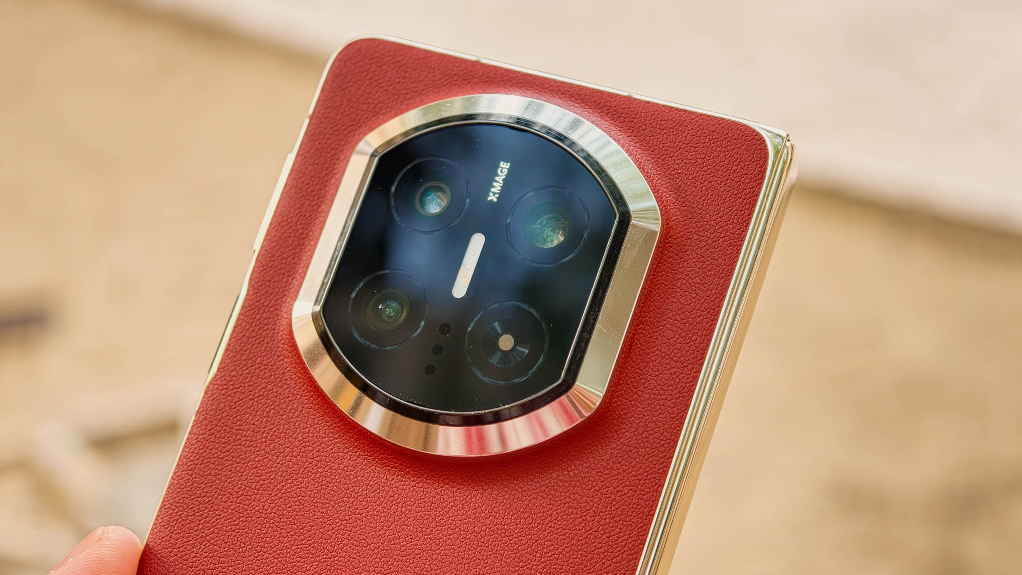 Χρησιμοποίησα το Mate X7 της Huawei για να τραβήξω φωτογραφίες από το ψηλότερο κτήριο στον κόσμο και είμαι πεπεισμένος ότι αυτό το πτυσσόμενο έχει τις καλύτερες κάμερες Huawei Mate X7 hands-on δοκιμή στο Ντουμπάι στο Android Central