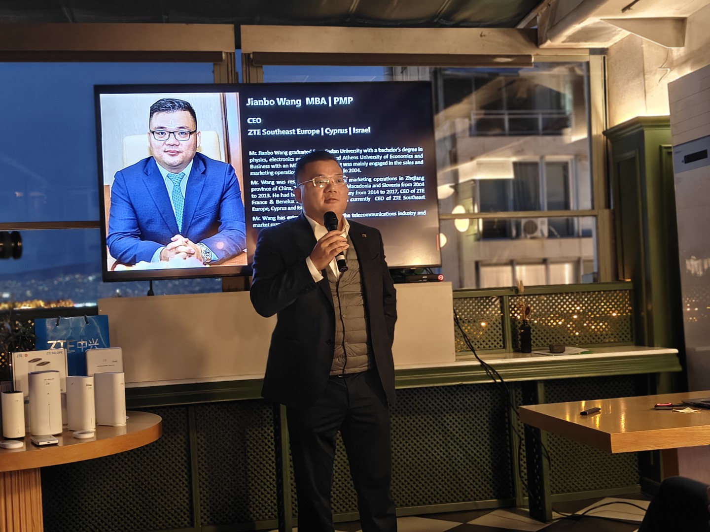 «Η Τεράστια Συνεργασία ΖΤΕ και ΑΜΥ: Ανάπτυξη που Αλλάζει τα Δεδομένα!» «Η Τεράστια Συνεργασία ΖΤΕ και ΑΜΥ: Ανάπτυξη που Αλλάζει τα Δεδομένα!»