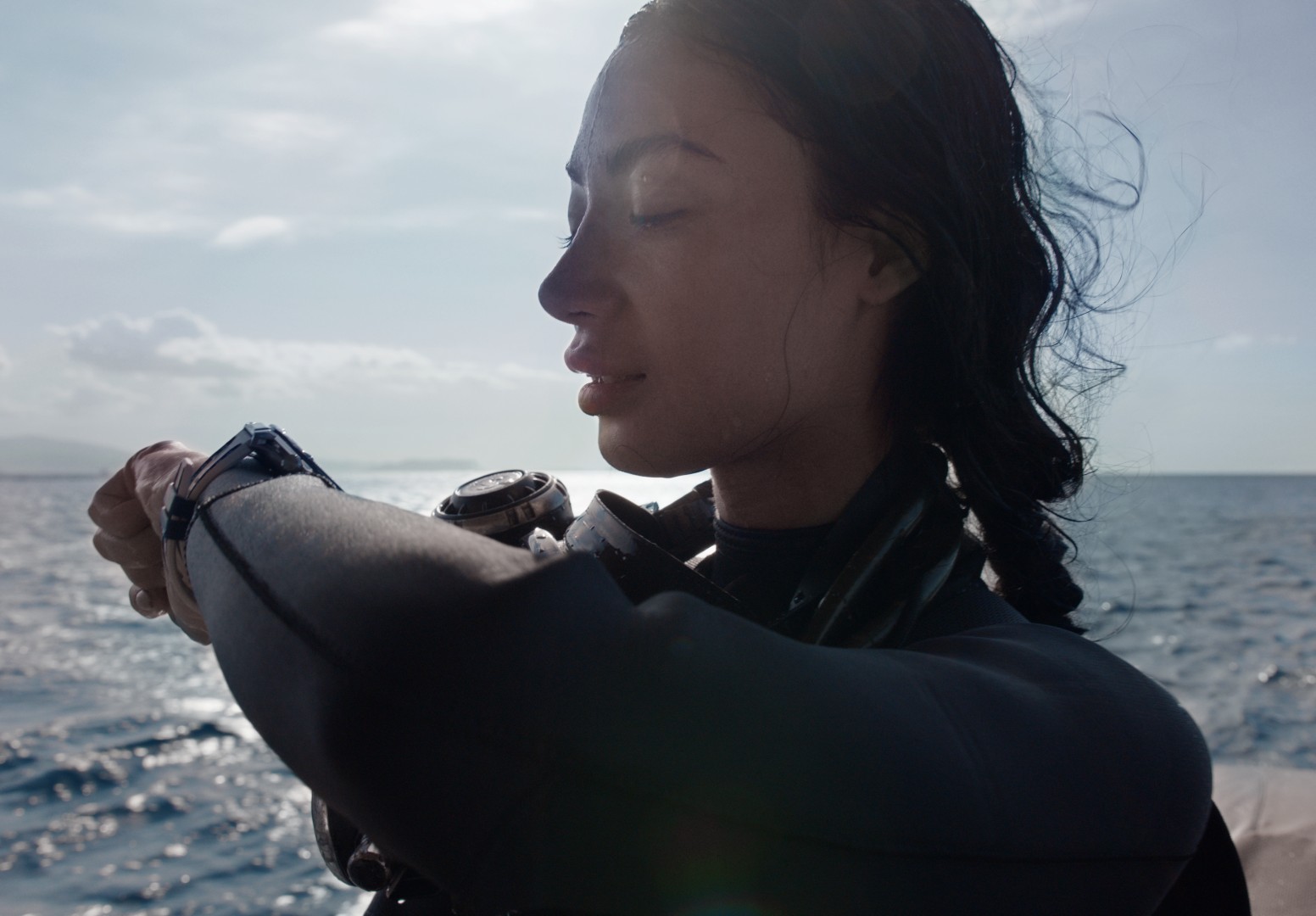 Ανακαλύψτε το Huawei Watch Ultimate 2: Ο απόλυτος Game Changer στη Ρολογοποιία! Above Water