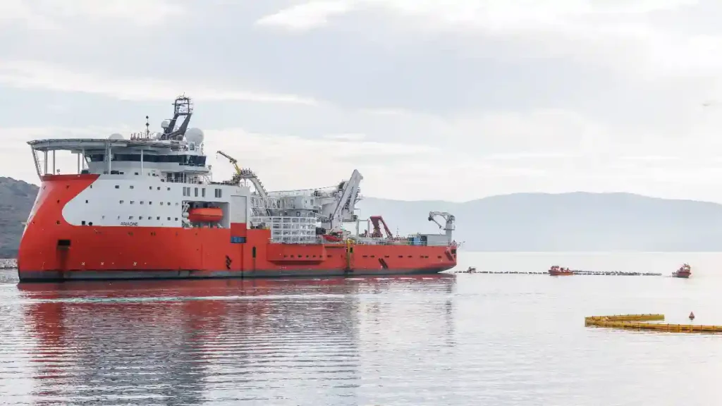 Ανακαλύψτε το Εξωπραγματικό Όφελος από τις Διασυνδέσεις του Αιγαίου – Τριπλάσιες Ευκαιρίες! ΑΔΜΗΕ: Υπερτριπλάσιο το όφελος από τις διασυνδέσεις Δωδεκανήσων και Βορείου Αιγαίου