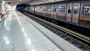 «Ανατροπές στα Μέσα Μαζικής Μεταφοράς: Μάθε πώς θα κινηθείς σήμερα χωρίς απρόοπτα!» «Ανατροπές στα Μέσα Μαζικής Μεταφοράς: Μάθε πώς θα κινηθείς σήμερα χωρίς απρόοπτα!»