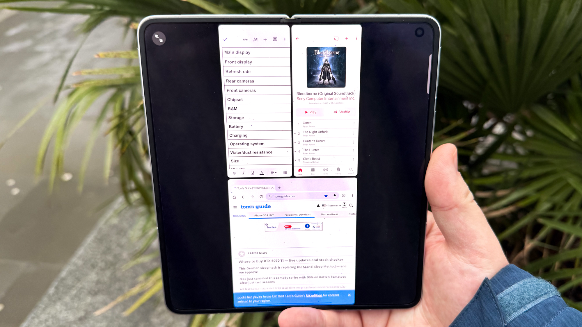 Oppo Find N5 Boundless View με ανοιχτά Έγγραφα Google, Apple Music και Chrome