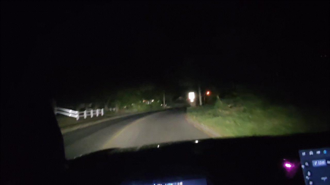 Δοκίμασα το Ford F-150 Lightning για μια εβδομάδα – Αυτό το αμιγώς ηλεκτρικό pickup θα σας αφήσει άφωνους! Δοκιμαστική κίνηση Ford F-150 Lightning 2025.