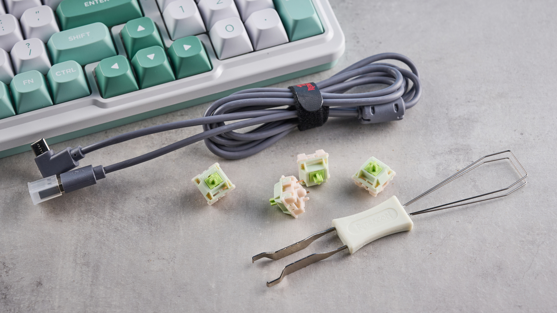 Ανακάλυψε την Αλήθεια για το Redragon Galatin Pro K719: Είναι το Κλειδί για Κορυφαία Gaming Εμπειρία; Redragon Galatin Pro K719