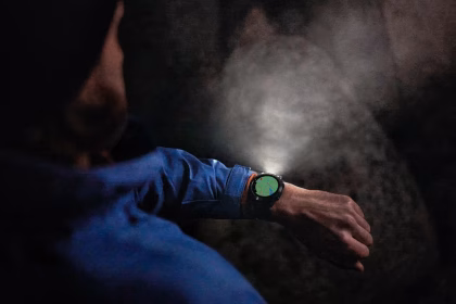 Αυτό είναι το έξυπνο ρολόι με το οποίο μπορείτε να συνδυάσετε εάν θέλετε να κάνετε τα πάντα χωρίς να ξοδέψετε τα χρήματα