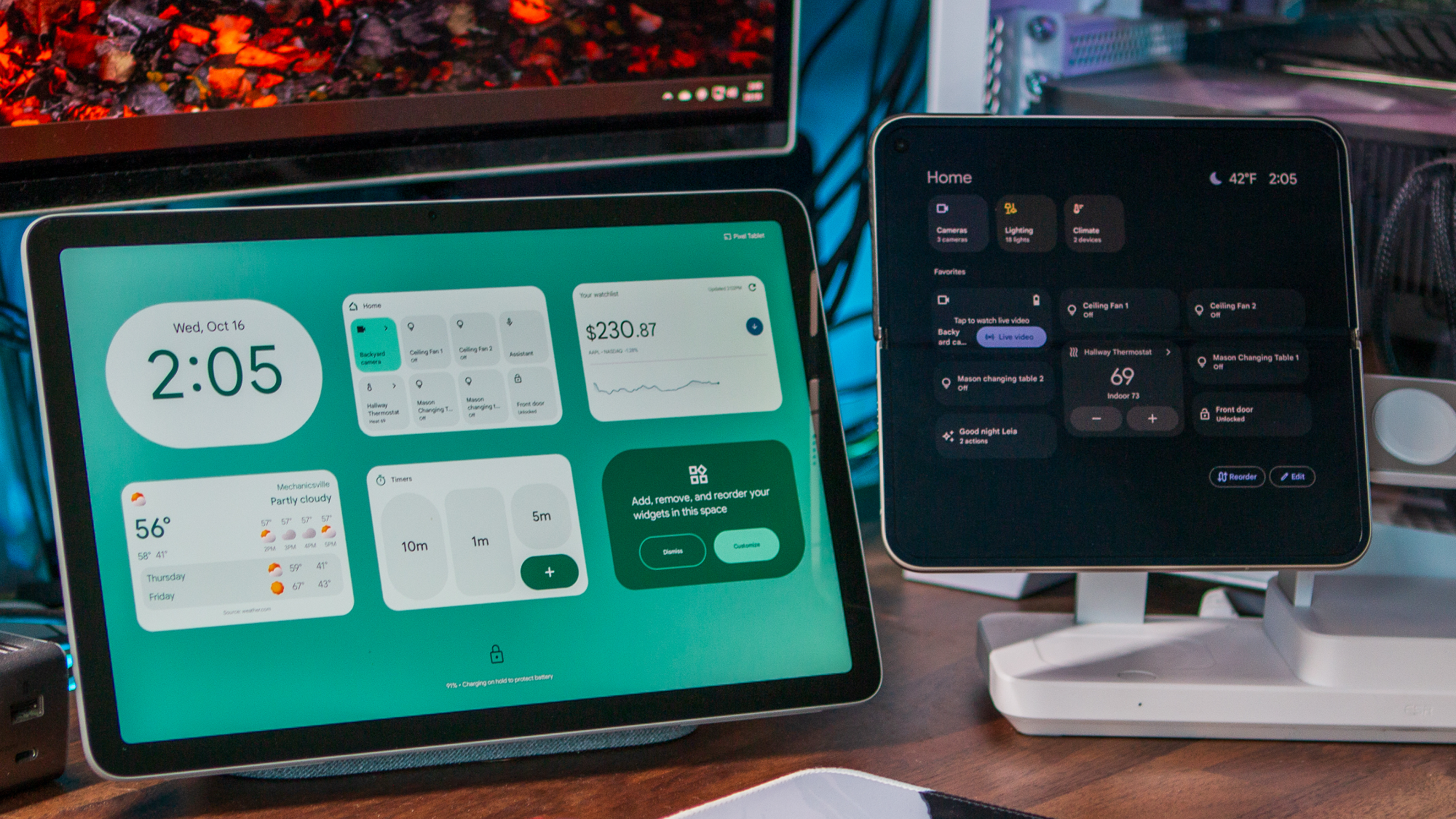 Προφύλαξη οθόνης Home Control στο Pixel 9 Pro Fold και γραφικά στοιχεία στο Pixel Tablet