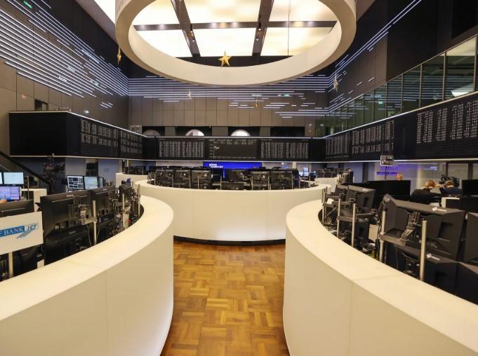 «Απίστευτη Ανάκαμψη: Πώς η Αμερική Εκτόξευσε τα Ευρωπαϊκά Χρηματιστήρια!» «Απίστευτη Ανάκαμψη: Πώς η Αμερική Εκτόξευσε τα Ευρωπαϊκά Χρηματιστήρια!»