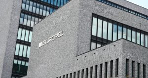 Σοκαριστικές αποκαλύψεις: 193 συλλήψεις σε ένα τρομακτικό εγκληματικό δίκτυο που προσέφερε «υπηρεσίες» online! Σοκαριστικές αποκαλύψεις: 193 συλλήψεις σε ένα τρομακτικό εγκληματικό δίκτυο που προσέφερε «υπηρεσίες» online!