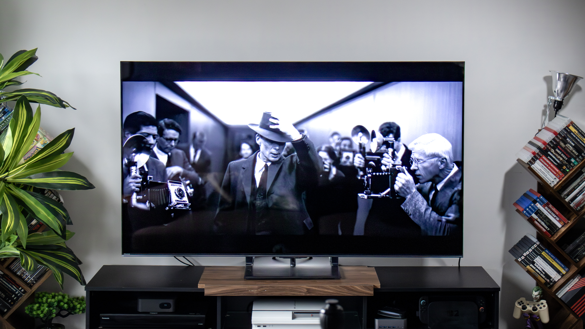 Τηλεόραση Hisense U75QG Mini-LED σε διαμέρισμα