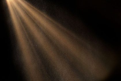 «Ανακαλύψαμε: Αν υπάρχει Θεός, είναι κρυμμένος «μέσα» στο Σύμπαν!»