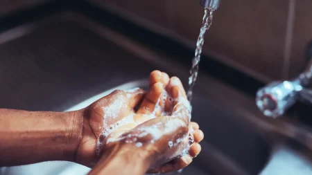 Αφαιρέστε το αντιβακτηριακό σαπούνι αυτή την εποχή του κρυολογήματος και της γρίπης