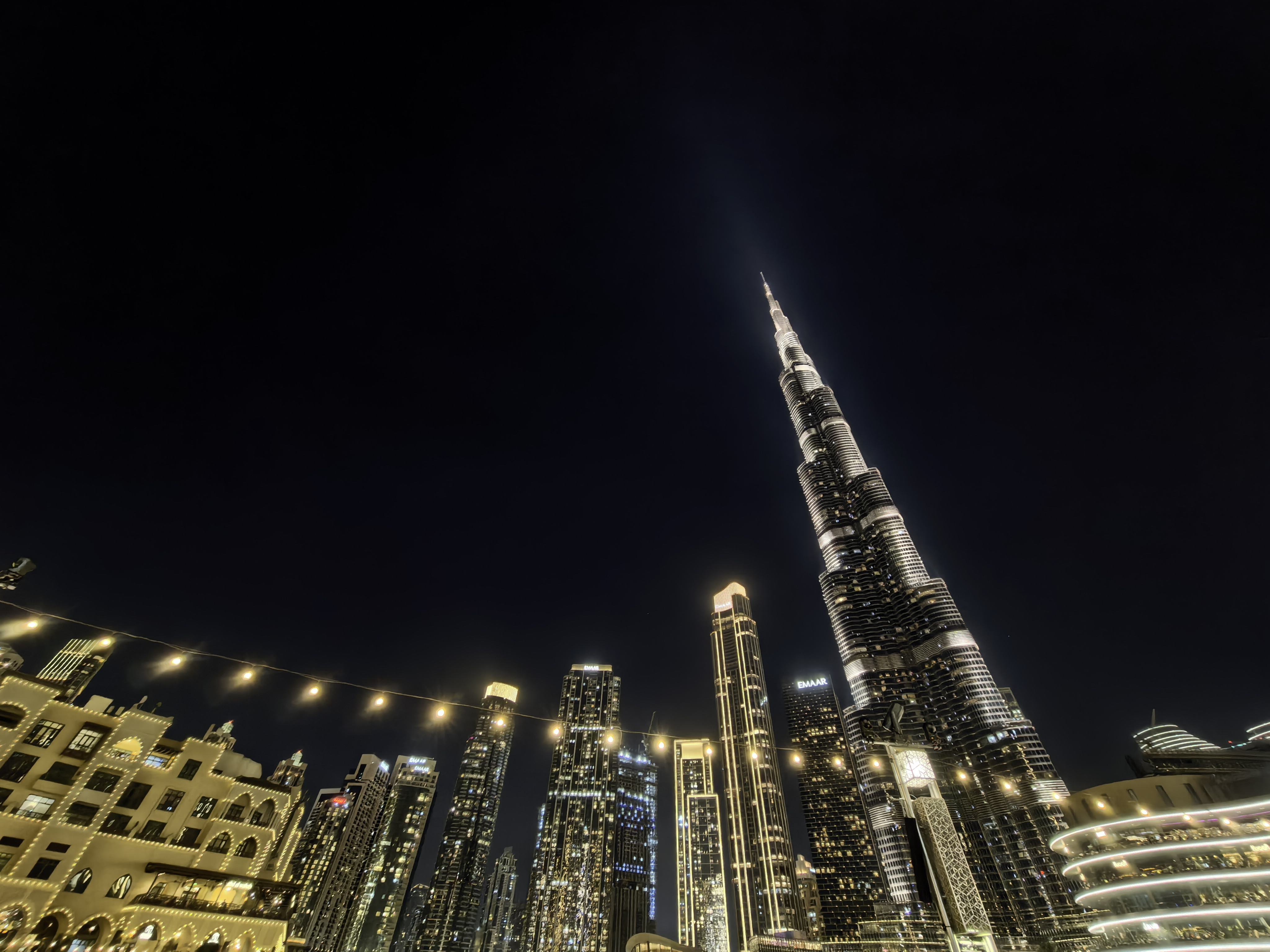 Χρησιμοποίησα το Mate X7 της Huawei για να τραβήξω φωτογραφίες από το ψηλότερο κτήριο στον κόσμο και είμαι πεπεισμένος ότι αυτό το πτυσσόμενο έχει τις καλύτερες κάμερες Δοκιμή κάμερας Huawei Mate X7 στο Ντουμπάι