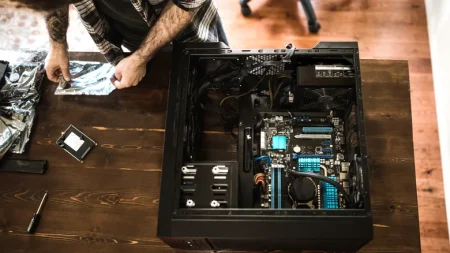 «Απίστευτο! Πώς μπορείς να καταστρέψεις τον υπολογιστή σου χωρίς να το καταλάβεις – Μάθε τα μυστικά!» «Απίστευτο! Πώς μπορείς να καταστρέψεις τον υπολογιστή σου χωρίς να το καταλάβεις – Μάθε τα μυστικά!»