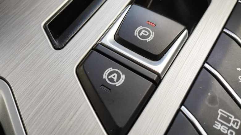 «Ανακαλύψτε γιατί τα αυτοκίνητα εγκαταλείπουν τα παραδοσιακά χειρόφρενα για τη νέα επανάσταση των ηλεκτρονικών!» «Ανακαλύψτε γιατί τα αυτοκίνητα εγκαταλείπουν τα παραδοσιακά χειρόφρενα για τη νέα επανάσταση των ηλεκτρονικών!»