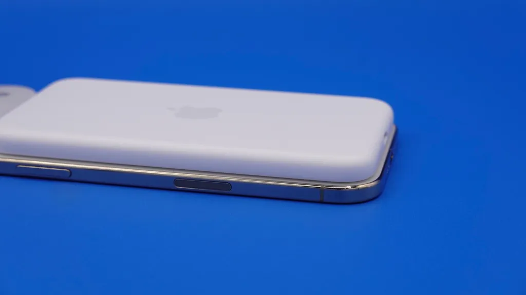 Απλώς ξετυλίξετε ένα νέο iPhone; Εδώ είναι τα αγαπημένα μου αξεσουάρ MagSafe