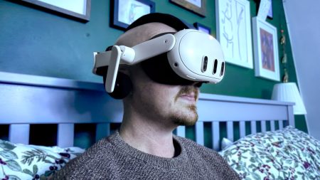 Σύμφωνα με διαρροές, η τιμή του Meta Quest πρόκειται να εκτοξευθεί! Μάθε γιατί τώρα είναι η πιο ευνοϊκή στιγμή για να το αποκτήσεις! Σύμφωνα με διαρροές, η τιμή του Meta Quest πρόκειται να εκτοξευθεί! Μάθε γιατί τώρα είναι η πιο ευνοϊκή στιγμή για να το αποκτήσεις!