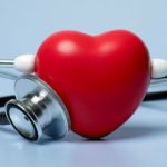 «Αυτός είναι ο Σοκαριστικός Λόγος που Αυξάνονται τα Καρδιακά Εμφράγματα στις Γιορτές – Μάθετε Τώρα!»