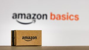 Ο λόγος για τον οποίο η τεχνολογία Amazon Basics είναι τόσο φθηνή Ο λόγος για τον οποίο η τεχνολογία Amazon Basics είναι τόσο φθηνή