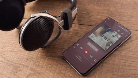 Η μουσική τάση που αντικαθιστά το Spotify και το Apple Music για ορισμένους Η μουσική τάση που αντικαθιστά το Spotify και το Apple Music για ορισμένους