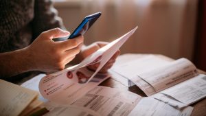 Πείτε αντίο στους ακριβούς λογαριασμούς τηλεφώνου με αυτόν τον κανόνα Πείτε αντίο στους ακριβούς λογαριασμούς τηλεφώνου με αυτόν τον κανόνα