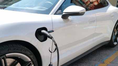 5 από τα πιο γρήγορα EV με εντυπωσιακές κορυφαίες ταχύτητες