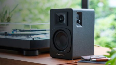 Πείτε αντίο στα ογκώδη ηχεία με αυτήν την κομψή εναλλακτική λύση υψηλής ποιότητας