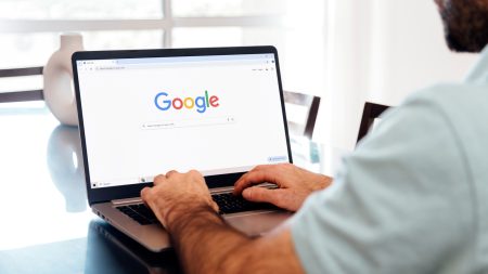 Το Google Chrome είναι ακόμα δωρεάν, αλλά οι λειτουργίες Agent AI ενδέχεται να απαιτούν συνδρομή