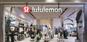 Lululemon: Τρελή Άνοδος 10% στη Μετοχή μετά την Έκρηξη Αλλαγών! Ανακαλύψτε γιατί! Lululemon: Τρελή Άνοδος 10% στη Μετοχή μετά την Έκρηξη Αλλαγών! Ανακαλύψτε γιατί!