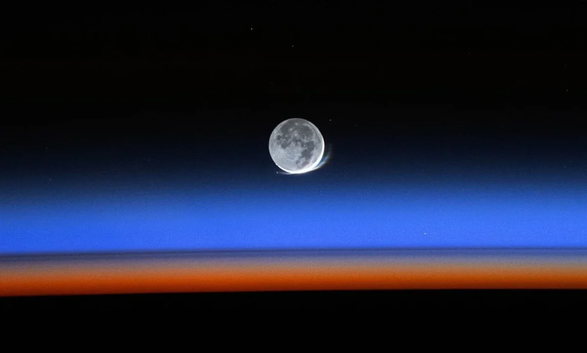 Αστροναύτης θριάμβευσε: Σπάνιο φαινόμενο στη Σελήνη αποκαλύπτεται σε εκπληκτική φωτογραφία!