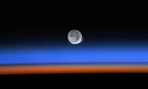 Αστροναύτης θριάμβευσε: Σπάνιο φαινόμενο στη Σελήνη αποκαλύπτεται σε εκπληκτική φωτογραφία!