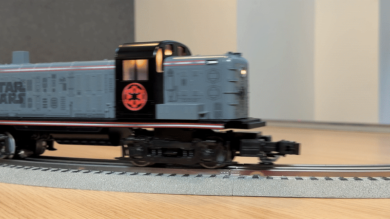 «Ανακάλυψα το απόλυτο σετ τρένου Star Wars που κάθε θαυμαστής πρέπει να έχει – Δείτε γιατί είναι το τέλειο δώρο!» «Ανακάλυψα το απόλυτο σετ τρένου Star Wars που κάθε θαυμαστής πρέπει να έχει – Δείτε γιατί είναι το τέλειο δώρο!»