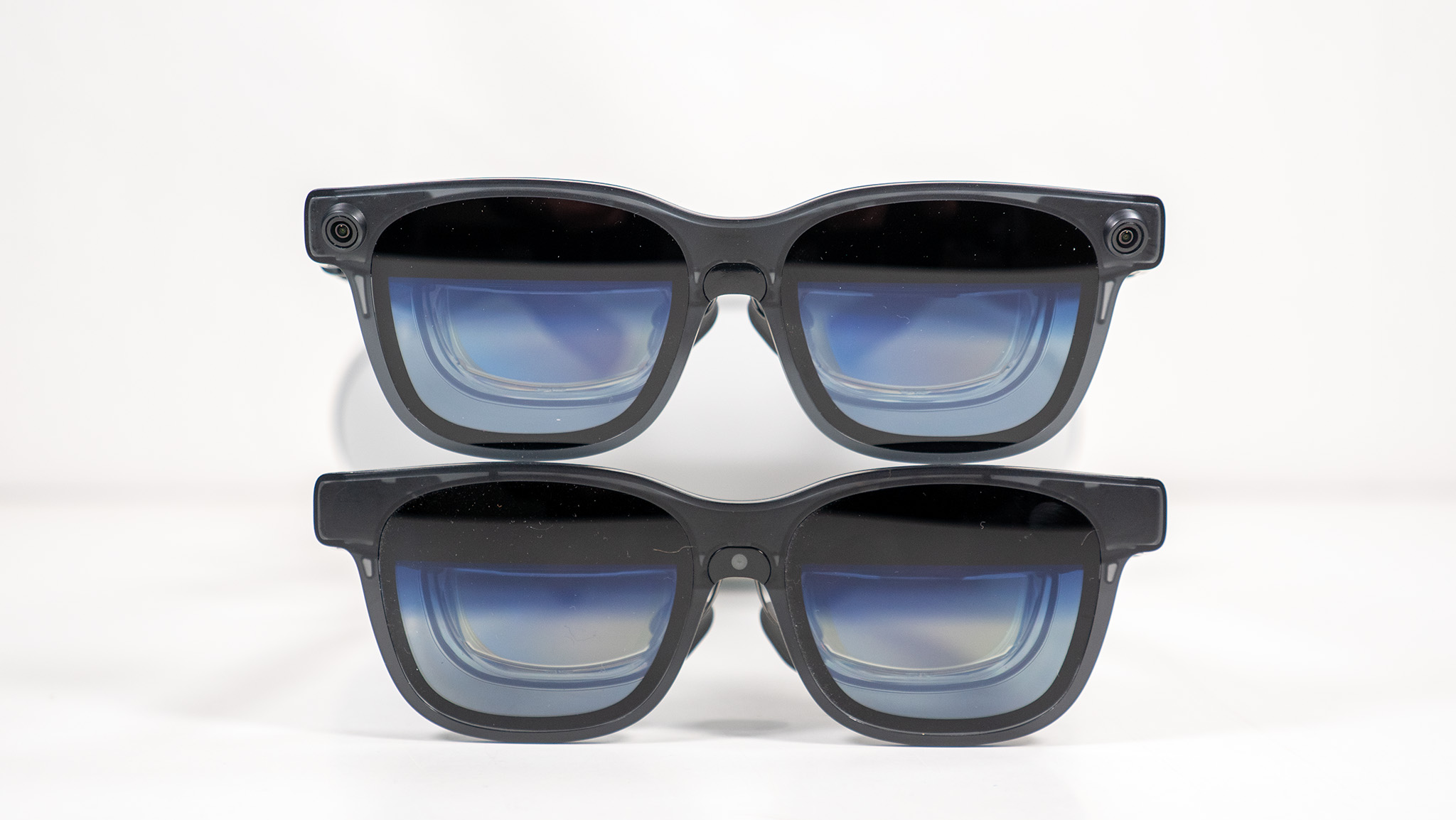 Τα γυαλιά Viture Luma Ultra είναι ομολογουμένως λίγο απογοητευτικά προς το παρόν, αλλά μια έκπληξη Cyberpunk συνεργασίας και η υπόσχεση για περισσότερο χωρικό περιεχόμενο σημαίνει ότι σύντομα θα είναι ένα πραγματικά φονικό ζευγάρι έξυπνων γυαλιών Συγκρίνοντας το Viture Luma Ultra με το Viture Luma Pro