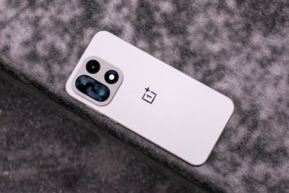 Ανακαλύψτε τη Νέα Επανάσταση στις Μπαταρίες: Τι Κρύβουν οι Πυρίτιο-Άνθρακα στο One Plus 15!