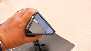 Συνέχισα με το Galaxy Z TriFold στο Dubai Mall — το τρίπτυχο της Samsung έχει ένα σαφές πλεονέκτημα έναντι του Huawei Mate XT και η σχεδίαση είναι πολύ καλύτερη από ό,τι περίμενα Συνέχισα με το Galaxy Z TriFold στο Dubai Mall — το τρίπτυχο της Samsung έχει ένα σαφές πλεονέκτημα έναντι του Huawei Mate XT και η σχεδίαση είναι πολύ καλύτερη από ό,τι περίμενα