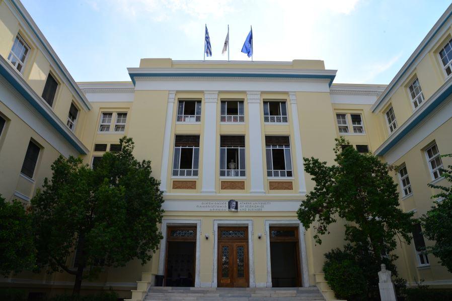 Ανατροπές στη Ναυτιλία: Πώς τα Επιστημονικά Μοντέλα και τα Δεδομένα Αλλάζουν το Παιχνίδι! Ανατροπές στη Ναυτιλία: Πώς τα Επιστημονικά Μοντέλα και τα Δεδομένα Αλλάζουν το Παιχνίδι!