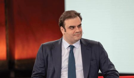 «Σοκ στο Eurogroup: Ο Πιερρακάκης αναλαμβάνει την προεδρία! Τι σημαίνει για την ελληνική οικονομία;» «Σοκ στο Eurogroup: Ο Πιερρακάκης αναλαμβάνει την προεδρία! Τι σημαίνει για την ελληνική οικονομία;»