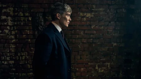 «Peaky Blinders: Ο Αθάνατος Άνθρωπος – Δείτε Πρώτοι την Αποκαλυπτική Νέα εικόνα από την Επικίνδυνη Ταινία!» «Peaky Blinders: Ο Αθάνατος Άνθρωπος - Δείτε Πρώτοι την Αποκαλυπτική Νέα εικόνα από την Επικίνδυνη Ταινία!»