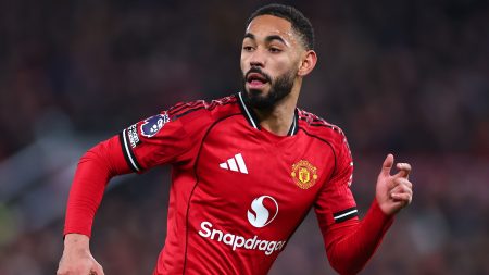 Μην το Χάσετε! Δείτε πώς να παρακολουθήσετε το επικό Wolves vs Man United στην Premier League 2025/26! Μην το Χάσετε! Δείτε πώς να παρακολουθήσετε το επικό Wolves vs Man United στην Premier League 2025/26!