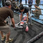 Το 2025 αποδείχθηκε ότι τα ανθρωποειδή ρομπότ είναι εδώ για να μείνουν. Και πέσε κάτω.