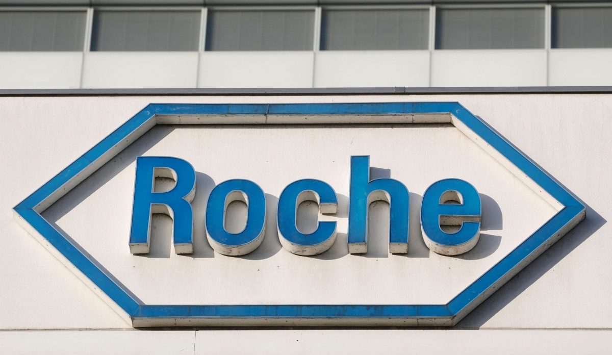 «Σοκ από Roche: Ο CEO προειδοποιεί για ΤΡΙΑ ΑΥΞΗΣΕΙΣ μετά το deal με τις ΗΠΑ!»