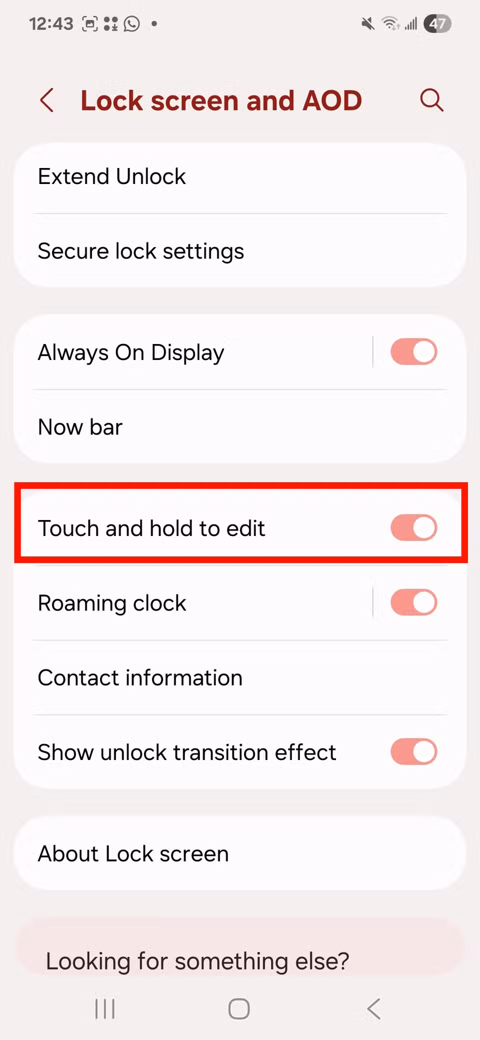 6 ways to turn on the flashlight on your Android phone Red rectangle outline highlighting Touch and hold to edit toggle in the Lock screen and AOD settings on a Samsung phone