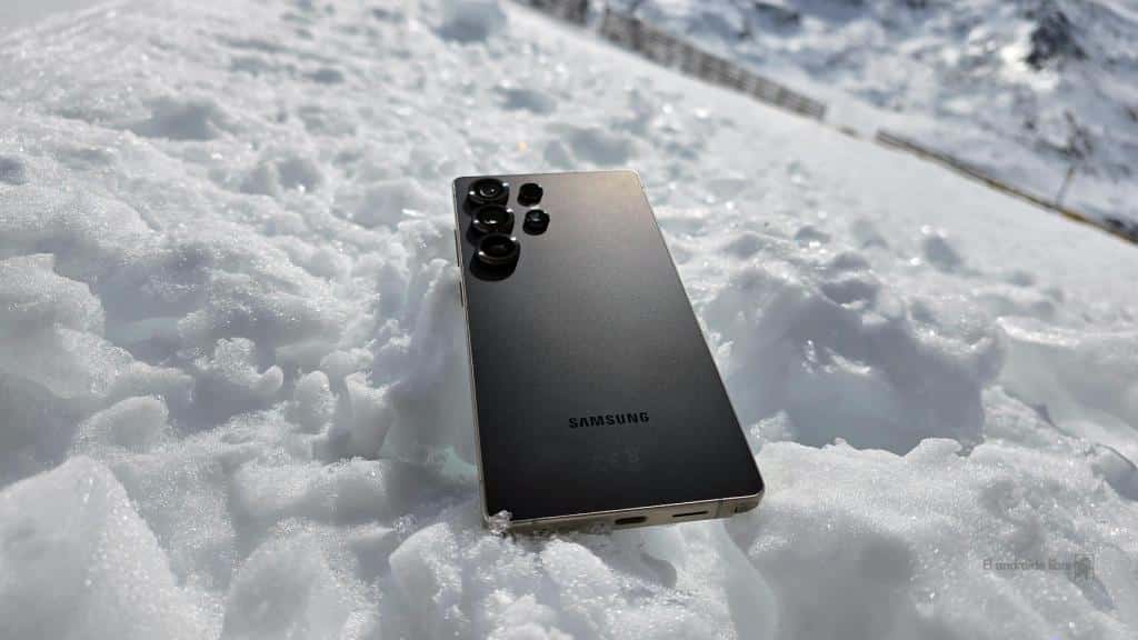 Αποκαλύφθηκε το Samsung Galaxy S26 Ultra σε εντυπωσιακή μαύρη έκδοση – Δείτε πρώτοι όλα τα μυστικά του! Αποκαλύφθηκε το Samsung Galaxy S26 Ultra σε εντυπωσιακή μαύρη έκδοση – Δείτε πρώτοι όλα τα μυστικά του!