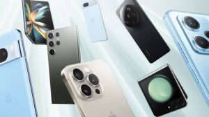 IDC: Μικρή άνοδος 1,5% στις παγκόσμιες αποστολές smartphone το 2025, με «οδηγό» τη σειρά iPhone 17 IDC: Μικρή άνοδος 1,5% στις παγκόσμιες αποστολές smartphone το 2025, με «οδηγό» τη σειρά iPhone 17