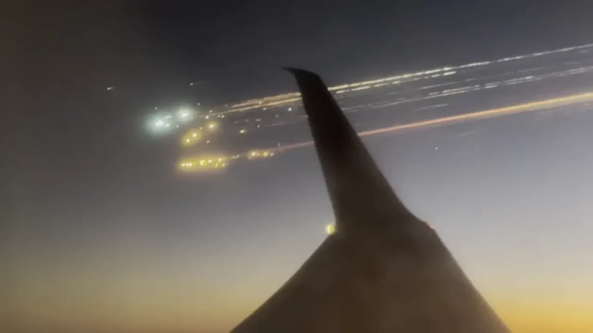 Σκηνές πίστευτης ανησυχίας: Συντρίμμια του Starship προκάλεσαν κίνδυνο για τρία αεροπλάνα! Δείτε το ανατριχιαστικό βίντεο!