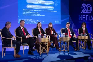 «Ανατροπή στον κόσμο των τεχνολογιών: Ετοιμάζεται ταμείο-έκπληξη για τις καινοτόμες εταιρείες!» «Ανατροπή στον κόσμο των τεχνολογιών: Ετοιμάζεται ταμείο-έκπληξη για τις καινοτόμες εταιρείες!»