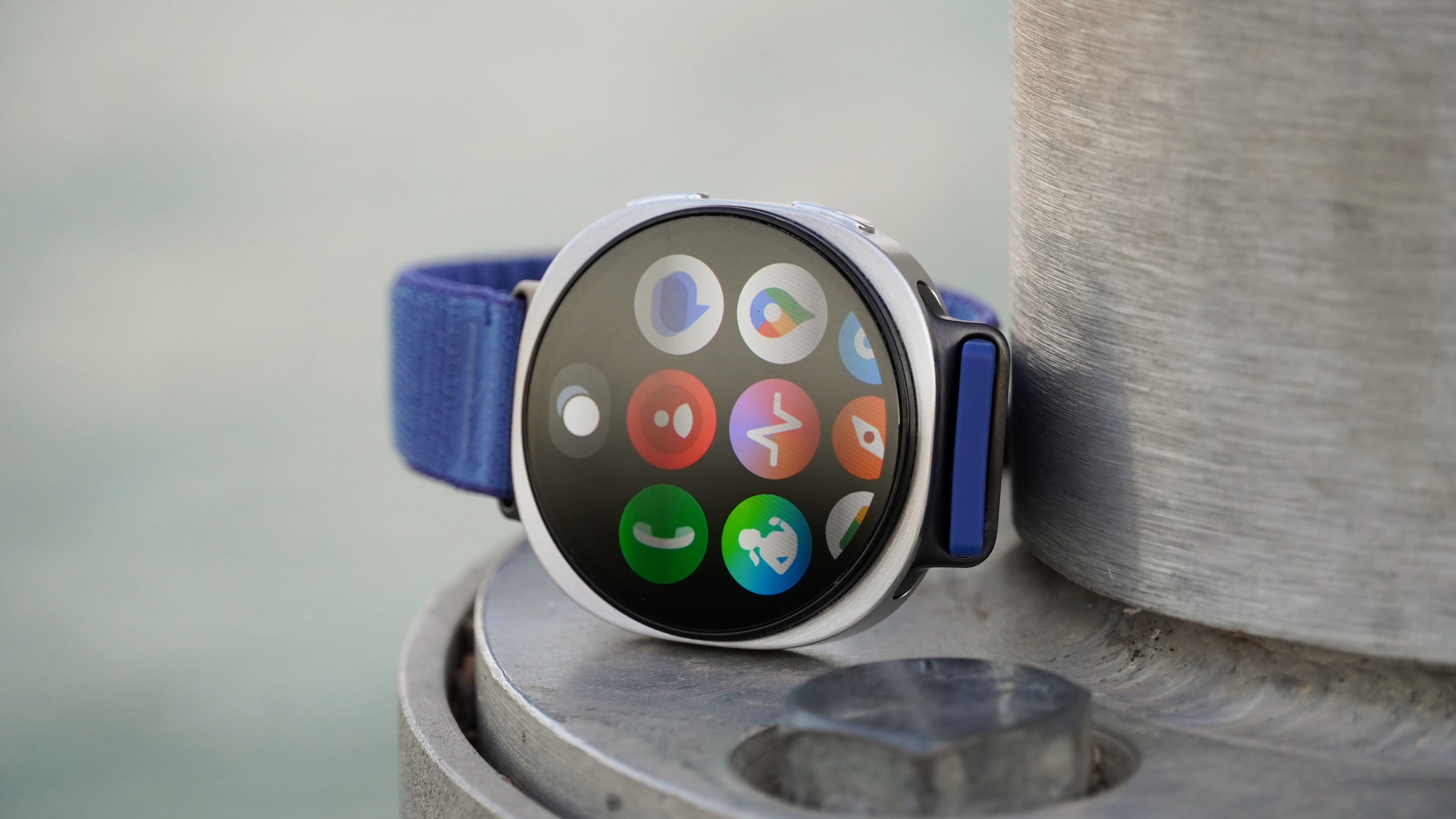 Η κύρια προβολή εφαρμογής στο Samsung Galaxy Watch 8.